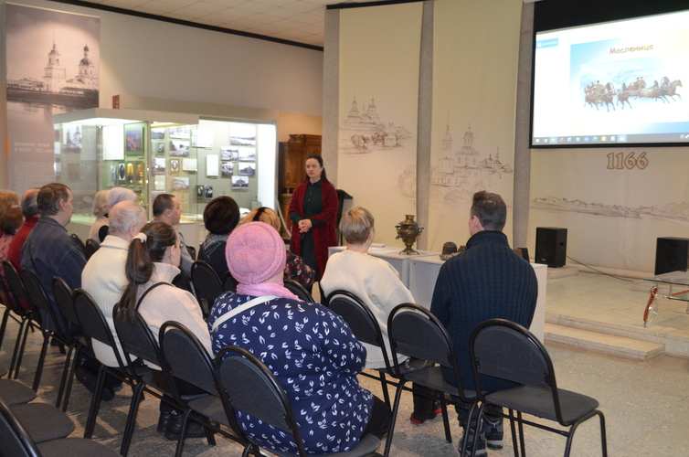 10 февраля в Краеведческом музее прошло музейное занятие "У самовара о Масленице"