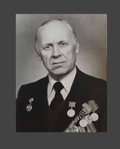 15 марта 1924 года родился Почетный гражданин города Великие Луки В. И.Титов